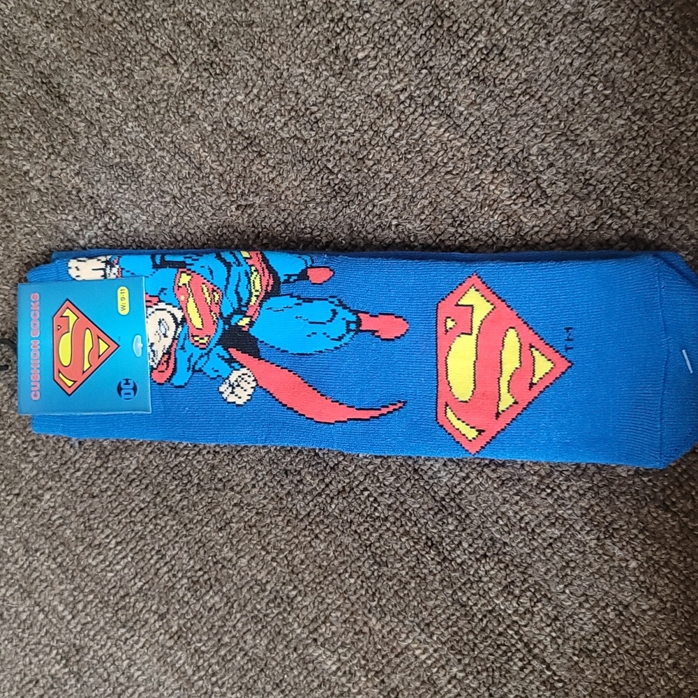 DC COMICS SUPERMAN CUSHION SOCKS: BLUE: NWT